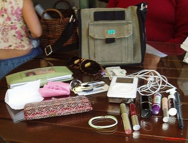 Содержимое женской сумочки (фото), photo:9