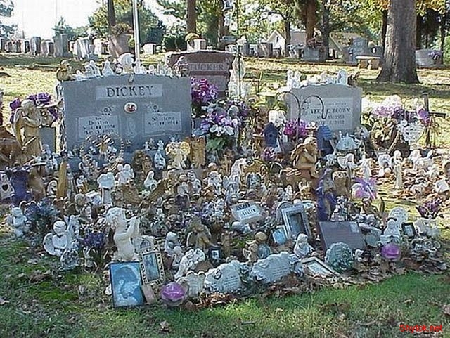 Самые необычные надгробия (61 фотография), photo:25